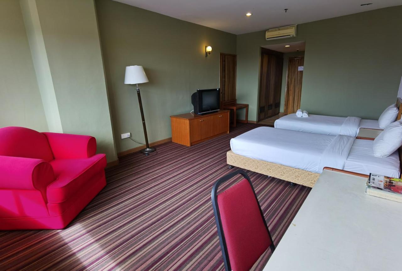 Folkmeldrum Hotel Johor Bahru Eksteriør bilde